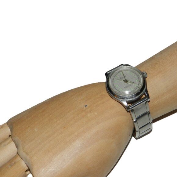 Vintage Bercona Sport Manual Wind Unisex Wristwatch Silver Tone Working - Picture 4 of 16